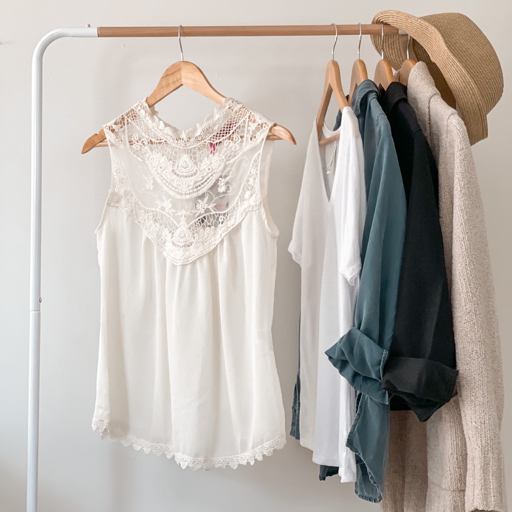 Boohoo — Lace High Neck Tank — S — Off White